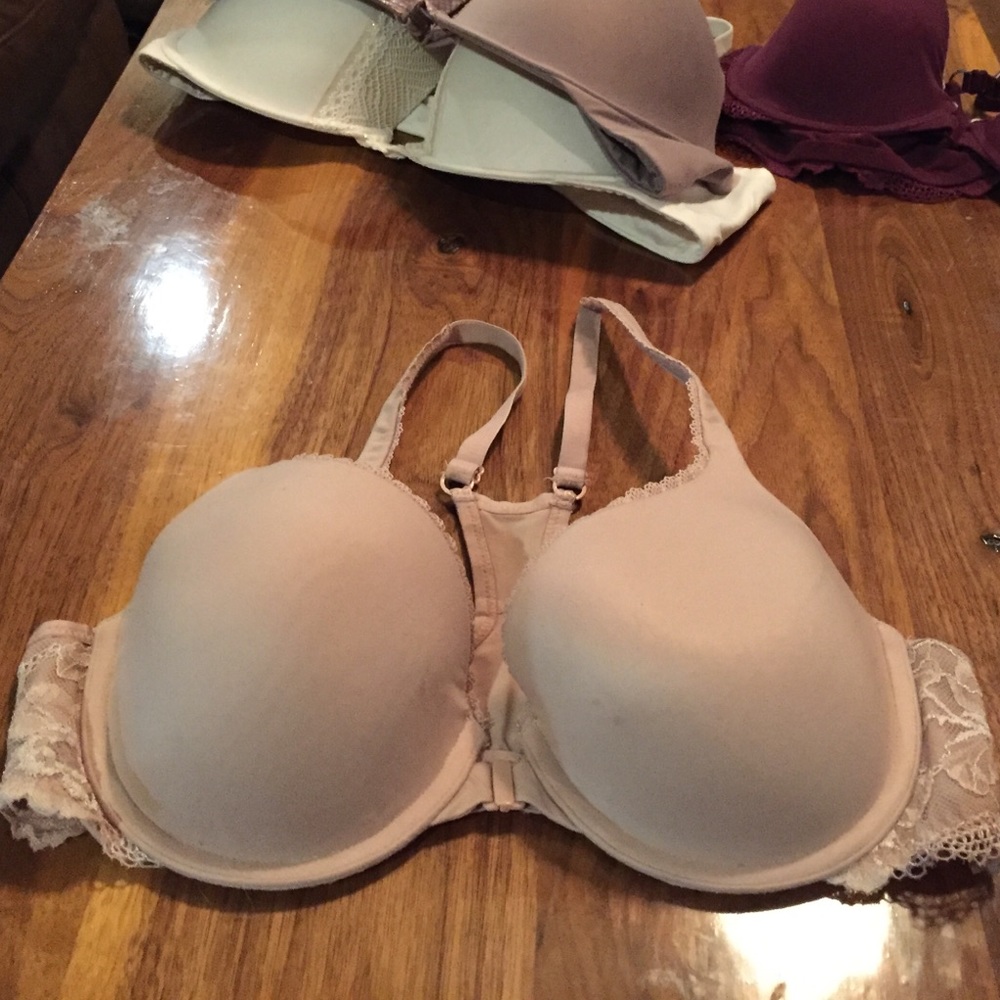 VS 36C nude color front- closure racerback bra